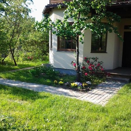 Boutigue City House With Terrace And Garden Free Parking 리가 외부 사진
